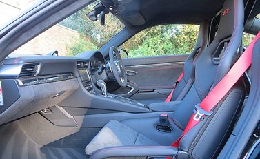 Porsche 911 (991) GT3 Clubsport 12