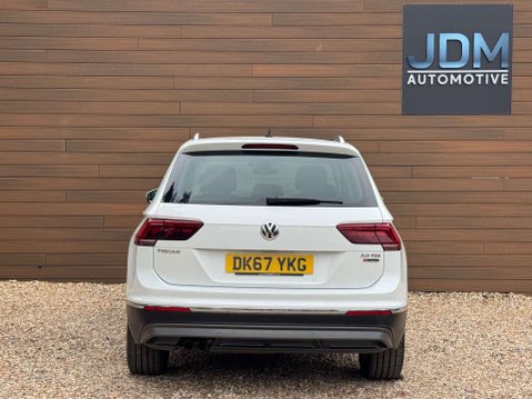 Volkswagen Tiguan 2.0 Tiguan SEL TDI BlueMotion Technology 4Motion Semi-Auto 4WD 5dr 5