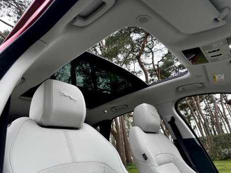 Jaguar F-Pace R-DYNAMIC BLACK 80