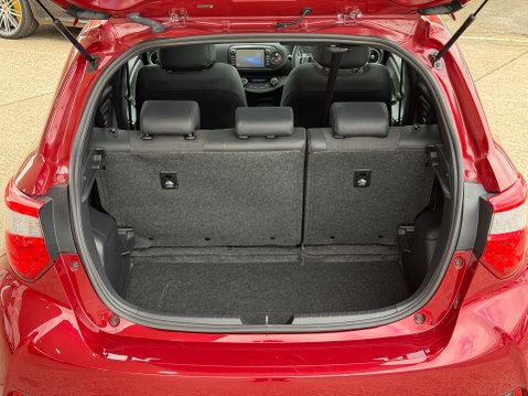 Toyota Yaris VVT-I EXCEL 7