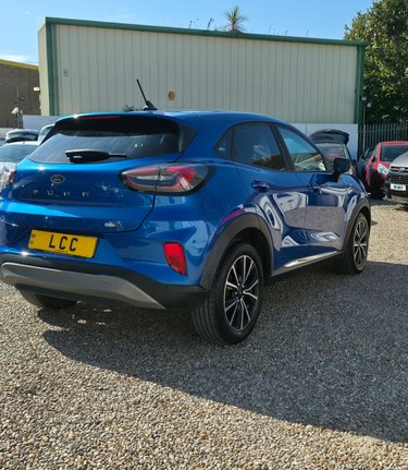Ford Puma TITANIUM STUNNING EXAMPLE..1 PREVIOUS OWNER,SAT NAV,1/2 LEATHER.. 3