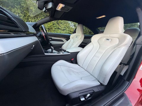 BMW M4 3.0 M4 Semi-Auto 2dr 32