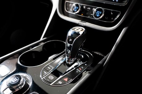 Bentley Bentayga V8. NOW SOLD. SIMILAR REQUIRED. PLEASE CALL 01903 254800. 31