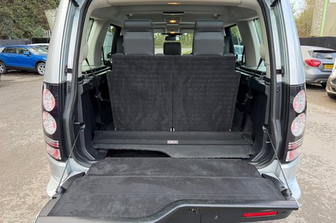 Land Rover Discovery SDV6 LANDMARK - ONE OWNER - 10 SERVICED INC CAMBELT 69