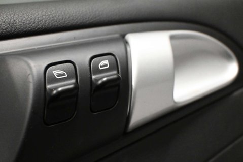 Porsche Cayman 2.7 Cayman 3dr 22