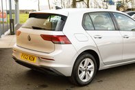 Volkswagen Golf LIFE TSI 8