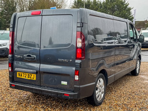Renault Trafic LWB L2H1 Ll30 Sport Dci Air Con Navigation Sensors EURO 6 SELECT 6