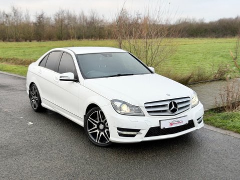 Mercedes-Benz C Class 2.1 C220 CDI AMG Sport Plus G-Tronic+ Euro 5 (s/s) 4dr 3