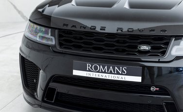 Land Rover Range Rover Sport 5.0 SVR Carbon Edition 24