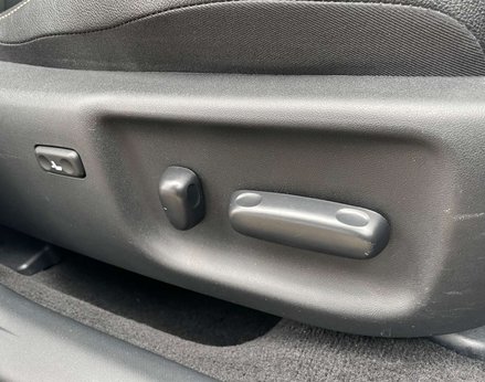 Toyota Avensis 1.8 Avensis Excel Valvematic CVT 5dr 55