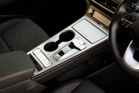 Hyundai KONA PREMIUM 35