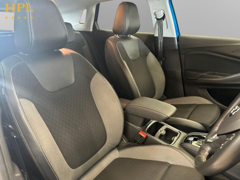 Vauxhall Grandland X 1.2 Turbo SRi Nav SUV 5dr Petrol Auto Euro 6 (s/s) (130 ps) 11