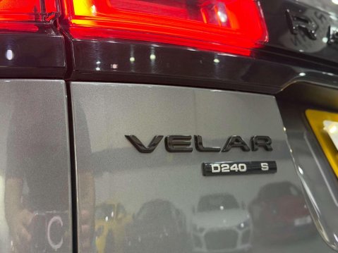 Land Rover Range Rover Velar 2.0 D240 R-Dynamic S SUV 5dr Diesel Auto 4WD Euro 6 (s/s) (240 ps) 68