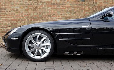 Mercedes-Benz SLR McLaren 14