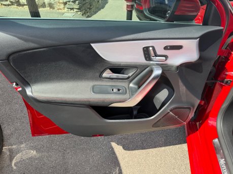 Mercedes-Benz A Class 2.0 A250 AMG Line (Premium Plus) Hatchback Petrol 7G-DCT Euro 6 (224 ps) 45