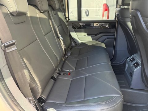 Ineos Grenadier STATION WAGON 43