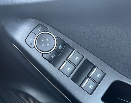 Ford Puma ST-LINE X FIRST EDITION PLUS MHEV 58