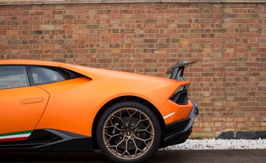 Lamborghini Huracan Performante 21