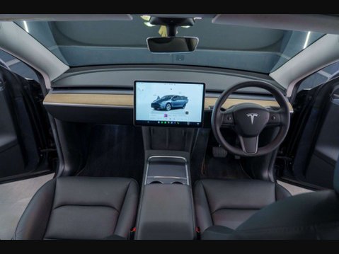 Tesla Model Y (Dual Motor) Long Range SUV 5dr Electric Auto 4WDE (384 bhp) NEW IN STOCK 19