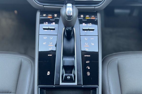 Porsche Macan PDK 50