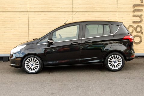 Ford B-Max TITANIUM 13