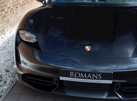 Porsche Taycan Turbo 25