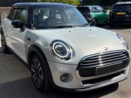 Mini Hatch Cooper 1.5 Exclusive Comfort / Navigation 5 door - SAT NAV - LIGHT LEATHER 16