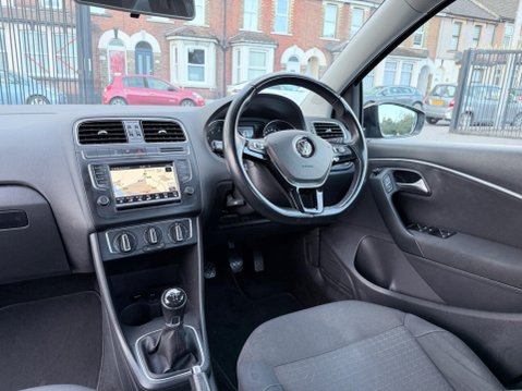 Volkswagen Polo 1.2 TSI BlueMotion Tech SE Euro 6 (s/s) 5dr 21