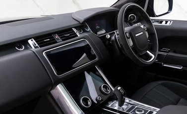 Land Rover Range Rover Sport D350 HST 10