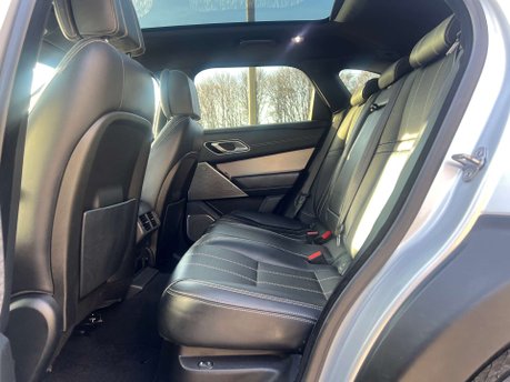 Land Rover Range Rover Velar 3.0 Range Rover Velar R-Dynamic HSE D300 Auto 4WD 5dr 34