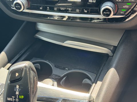 BMW 5 Series (Sold) 530d 3.0 SE Saloon 4dr Diesel Auto xDrive Euro 6 (s/s) (265 ps) 24