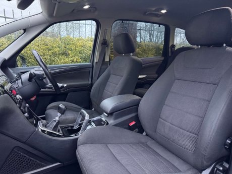 Ford S-Max 2.0 S-Max Titanium TDCi 138 5dr 28