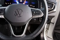 Volkswagen Polo LIFE TSI 19