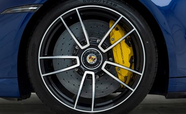 Porsche 911 (992) Turbo S Cabriolet 11