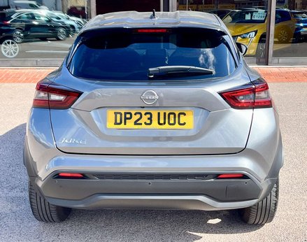 Nissan Juke 1.0 Juke N-Connecta DiG-T 5dr 68