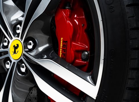 Ferrari Portofino 38