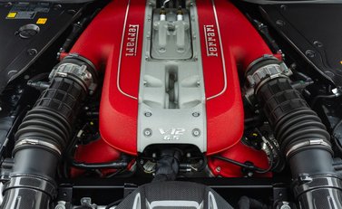 Ferrari 812 Superfast 43