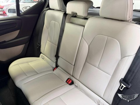 Volvo XC40 1.5 T3 Inscription Auto Euro 6 (s/s) 5dr 26