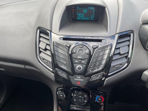Ford Fiesta 1.0T EcoBoost Zetec Euro 5 (s/s) 5dr 23