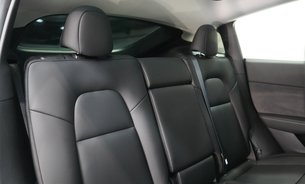 Tesla Model Y RWD Comfort Suspension One Owner Low Mileage Heated Seats & Steering Wheel  13