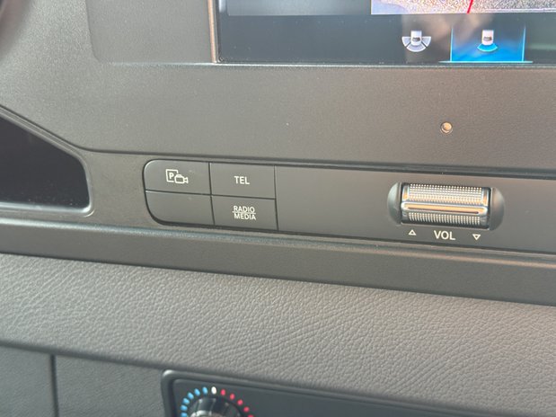 Mercedes-Benz Sprinter LWB L3H2 High Roof Progressive 315 Camera Sensors EURO 6 SELECT 30