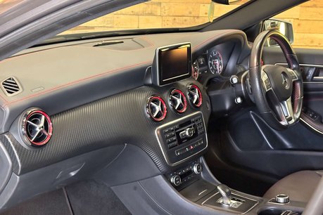 Mercedes-Benz A Class 2.0 A45 AMG Hatchback 5dr Petrol SpdS DCT 4MATIC Euro 6 (s/s) (360 ps) 9
