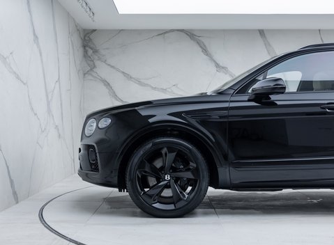 Bentley Bentayga V8 AZURE EWB First Edition 49
