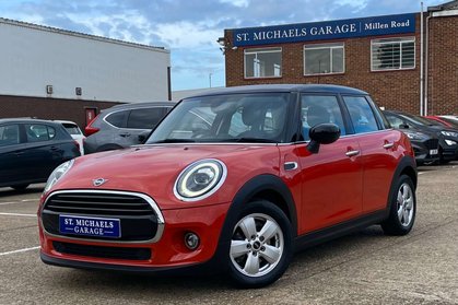Mini Hatch 1.5 Cooper Classic 5dr