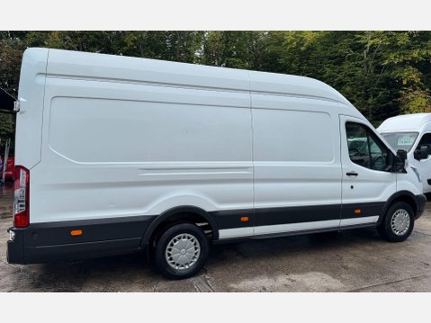 Ford Transit 2.2 TDCi 350 Panel Van 5dr Diesel Manual RWD L4 H3 Euro 5 (DRW) (155 ps) 9