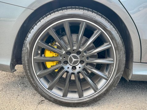 Mercedes-Benz C Class 3.0 C43 V6 AMG Edition (Premium) G-Tronic+ 4MATIC Euro 6 (s/s) 4dr 31