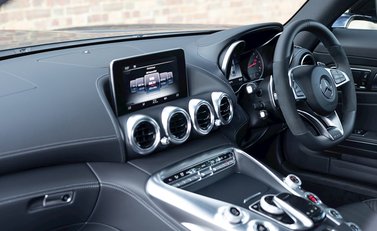 Mercedes-Benz Amg GT GT S 14