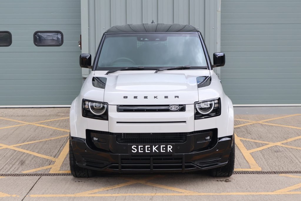 Land Rover Defender 90 2026 Brand NEW  HARD TOP STYLED BY SEEKER AIR SUSPENSION AND JUMP SEAT  5