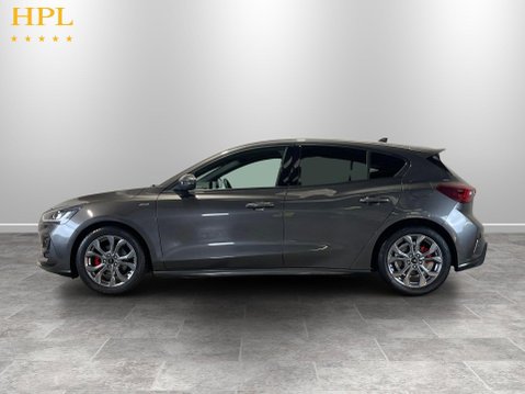 Ford Focus 1.0T EcoBoost ST-Line Hatchback 5dr Petrol Manual Euro 6 (s/s) (125 ps) 4