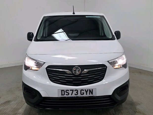 Vauxhall Combo COMBO CARGO L1 DIESEL 2300 1.5 Turbo D 100ps H1 Prime Van 5